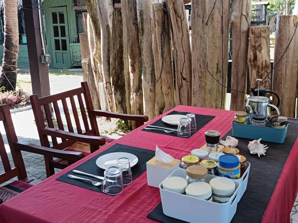 Greenhouse Ecolodge جزيرة مانتاناني المظهر الخارجي الصورة