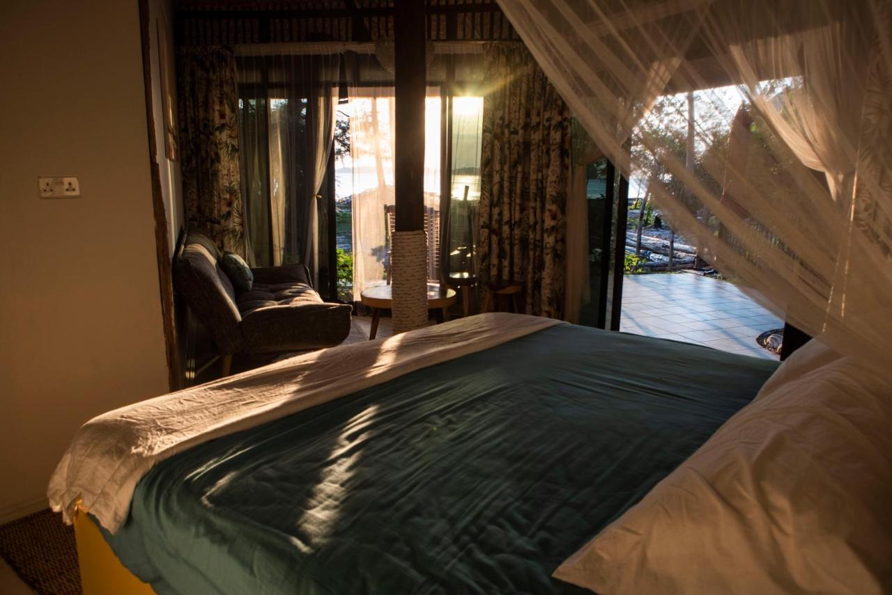 Greenhouse Ecolodge جزيرة مانتاناني المظهر الخارجي الصورة